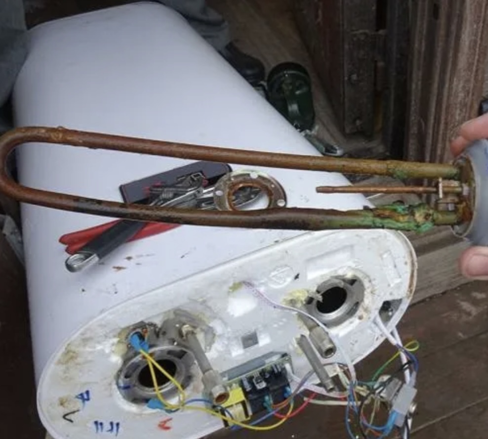 Замена водонагревателя Замена водонагревателя